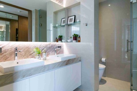 Condominio de 3 dormitorios en Bangkok, Tailandia № 183702 - foto 17