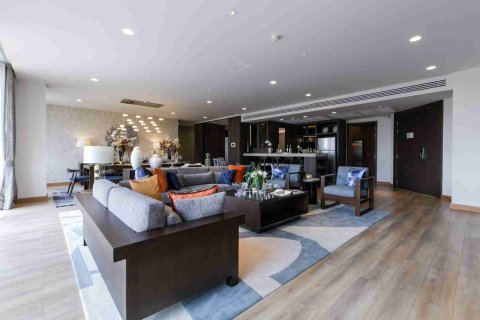 Condominio de 3 dormitorios en Bangkok, Tailandia № 183702 - foto 10