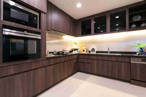 Condominio de 3 dormitorios en Bangkok, Tailandia № 183702 - foto 5