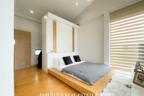 Chalet de 3 dormitorios en Bang Tao, Tailandia № 179790 - foto 14