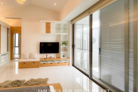 Chalet de 3 dormitorios en Bang Tao, Tailandia № 179790 - foto 10