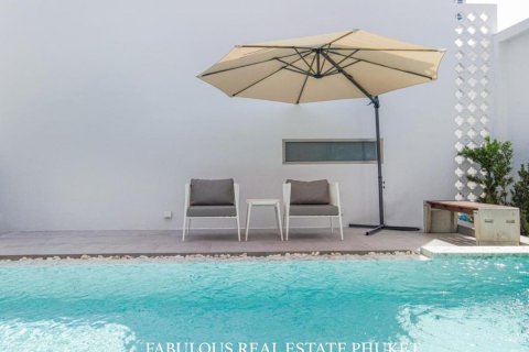 Chalet de 3 dormitorios en Bang Tao, Tailandia № 179790 - foto 8