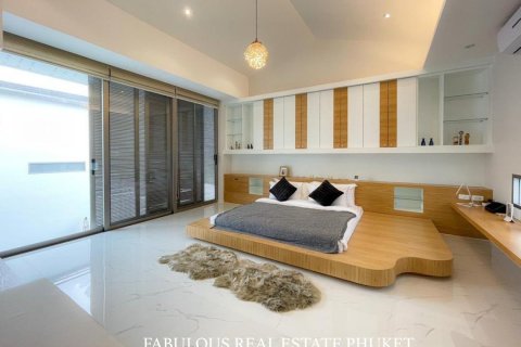 Chalet de 3 dormitorios en Bang Tao, Tailandia № 179790 - foto 6