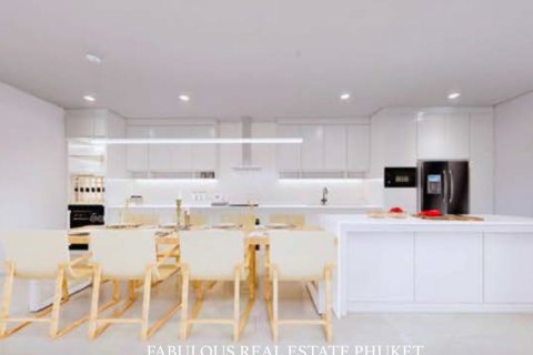 Chalet de 3 dormitorios en Phuket, Tailandia № 179784 - foto 8