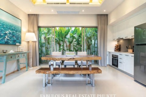 Chalet de 3 dormitorios en Bang Tao, Tailandia № 179789 - foto 11