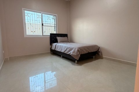 Casa de 3 dormitorios en Pattaya, Tailandia № 162914 - foto 22