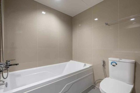 Estudio en el condominio en Phra Khanong, Bangkok, Tailandia № 162917 - foto 3