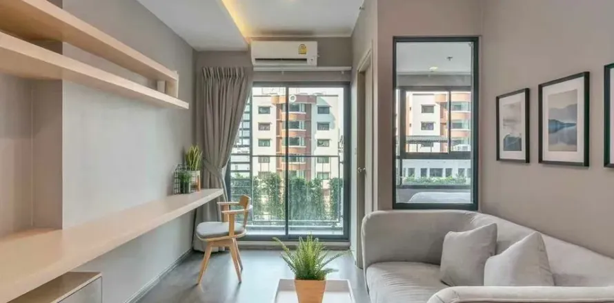 Estudio en el condominio en Phra Khanong, Bangkok, Tailandia № 162917