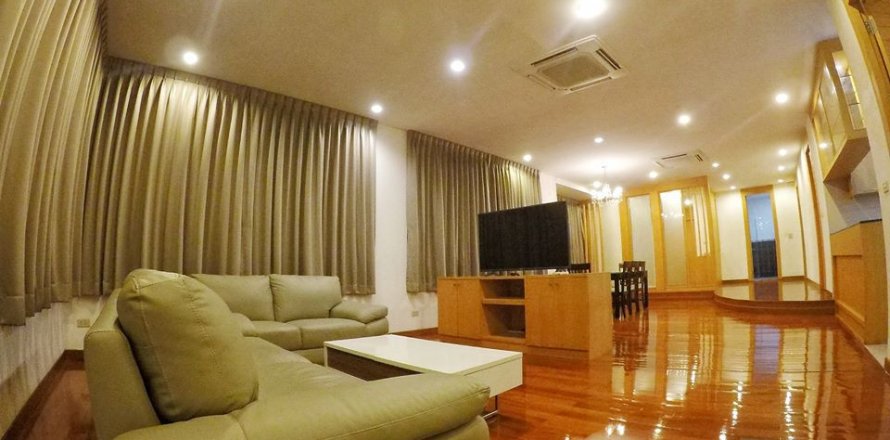 Condominio de 3 dormitorios en Bangkok, Tailandia № 66546