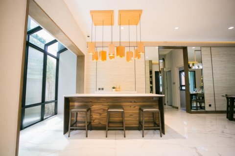 Casa de 3 dormitorios en Bangkok, Tailandia № 168200 - foto 6