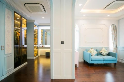 Casa de 3 dormitorios en Bangkok, Tailandia № 168200 - foto 17