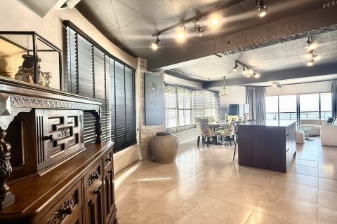 Apartamento de 1 dormitorio en Pattaya, Tailandia № 168199 - foto 11