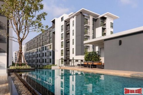 Apartment in Bang Na, Bangkok, Thailand 2 bedrooms № 193943