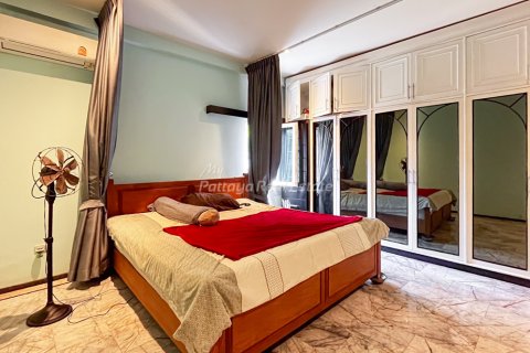 Casa de 1 dormitorio en Bang Lamung, Tailandia № 161086 - foto 26