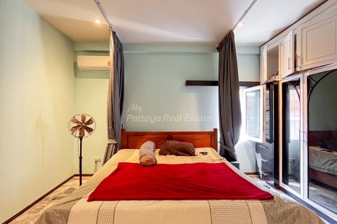 Casa de 1 dormitorio en Bang Lamung, Tailandia № 161086 - foto 27
