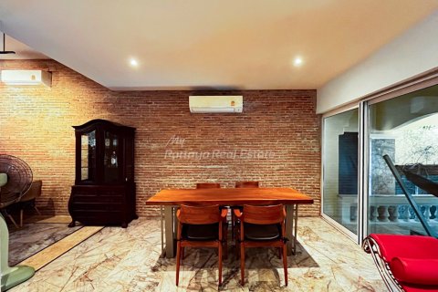 Casa de 1 dormitorio en Bang Lamung, Tailandia № 161086 - foto 5