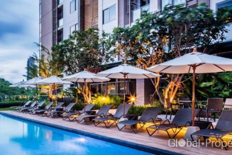 Condominio de 2 dormitorios en Pattaya, Tailandia № 146577 - foto 2