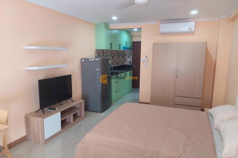Condominio de 1 dormitorio en Jomtien Beach, Pattaya, Tailandia № 204878 - foto 2