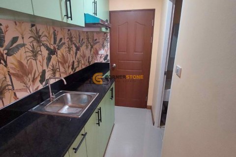 Condominio de 1 dormitorio en Jomtien Beach, Pattaya, Tailandia № 204878 - foto 3