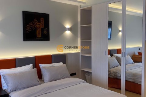 Condominio de 1 dormitorio en Jomtien Beach, Pattaya, Tailandia № 204876 - foto 2