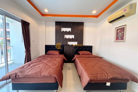 Condominio de 1 dormitorio en Jomtien Beach, Pattaya, Tailandia № 204880 - foto 6
