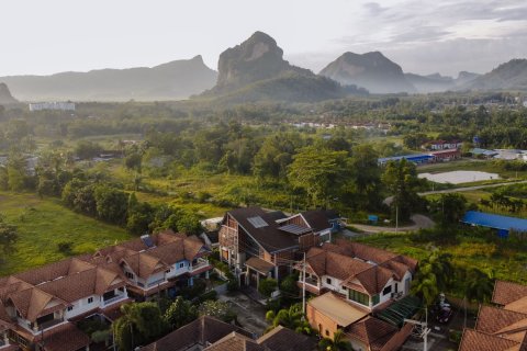Villa in Krabi, Thailand 6 Schlafzimmer № 136094 - Foto 2
