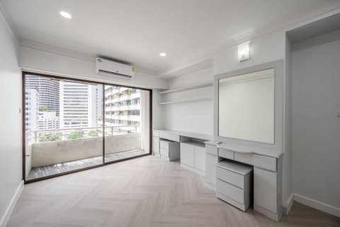 Condominio de 2 dormitorios en Bangkok, Tailandia № 142939 - foto 9
