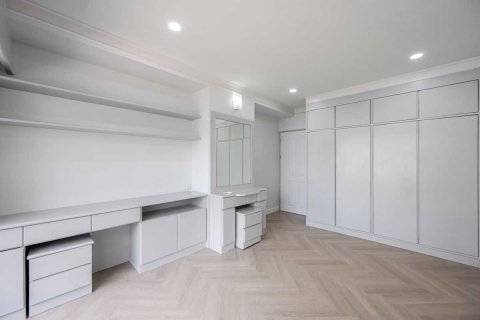Condominio de 2 dormitorios en Bangkok, Tailandia № 142939 - foto 12