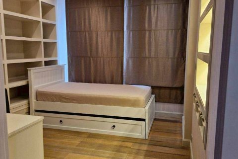 Condominio de 3 dormitorios en Bangkok, Tailandia № 142941 - foto 12