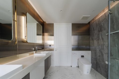 Casa de 3 dormitorios en Bangkok, Tailandia № 142937 - foto 19