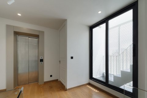 Casa de 3 dormitorios en Bangkok, Tailandia № 142937 - foto 28
