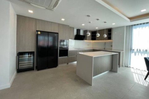 Condominio de 3 dormitorios en Pattaya, Tailandia № 170878 - foto 8