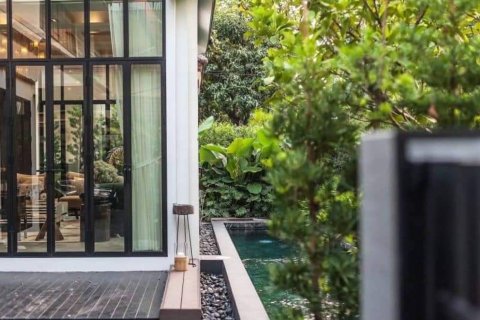 Haus in Bangkok, Thailand 4 Schlafzimmer № 181242 - Foto 2