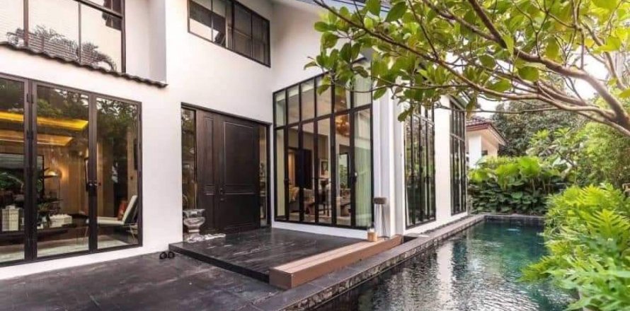 Haus in Bangkok, Thailand 4 Schlafzimmer № 181242