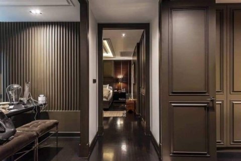 Haus in Bangkok, Thailand 4 Schlafzimmer № 181242 - Foto 13