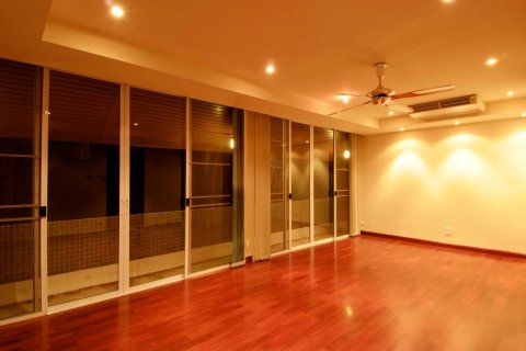 บ้านในกรุงเทพฯ, ประเทศไทย 4 ห้องนอน № 181247 - รูปถ่าย 9