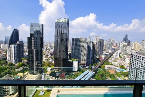 Ático de 3 dormitorios en Bangkok, Tailandia № 181243 - foto 17