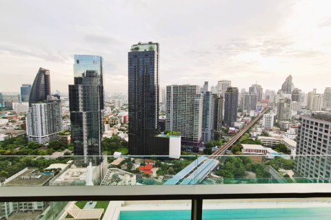 Ático de 3 dormitorios en Bangkok, Tailandia № 181243 - foto 16
