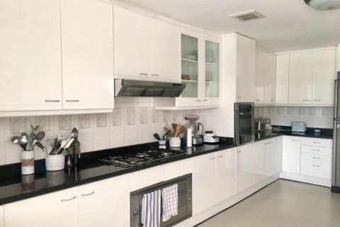 Eigentumswohnung in Bangkok, Thailand, 3 Schlafzimmer  № 181246 - Foto 5