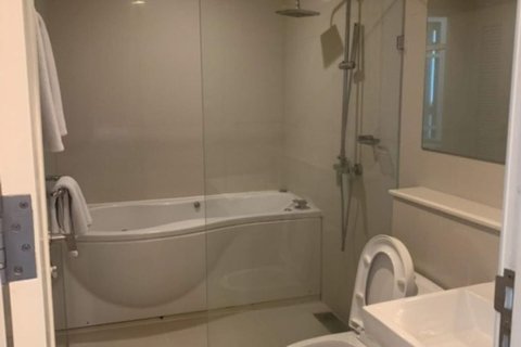 Estudio en el condominio en Watthana, Bangkok, Tailandia № 167824 - foto 4