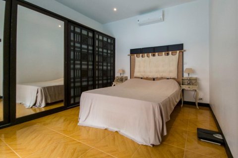 Chalet de 5 dormitorios en Ko Samui, Tailandia № 172451 - foto 5