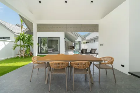 Chalet de 3 dormitorios en Phuket, Tailandia № 135359 - foto 14