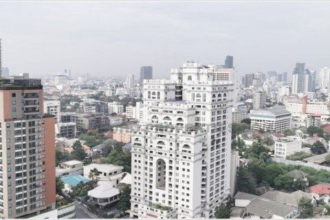 Condominio de 3 dormitorios en Bangkok, Tailandia № 143749 - foto 23