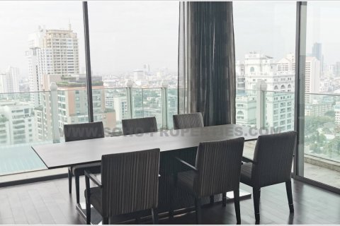 Condominio de 3 dormitorios en Bangkok, Tailandia № 143749 - foto 3