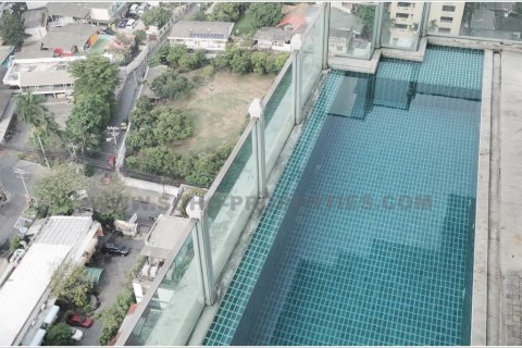 Condominio de 3 dormitorios en Bangkok, Tailandia № 143749 - foto 22