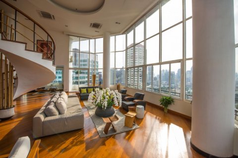 Condominio de 5 dormitorios en Bangkok, Tailandia № 143751 - foto 4