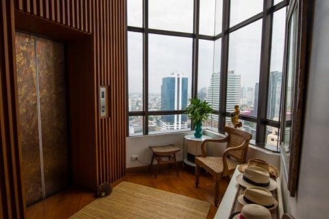 Condominio de 5 dormitorios en Bangkok, Tailandia № 143751 - foto 17