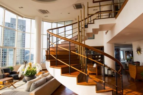 Condominio de 5 dormitorios en Bangkok, Tailandia № 143751 - foto 2