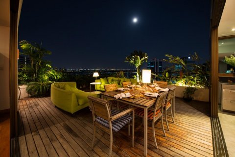 Condominio de 5 dormitorios en Bangkok, Tailandia № 143751 - foto 6