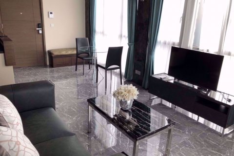 Condo in Bangkok, Thailand, 2 bedrooms in Quattro by Sansiri  № 111480